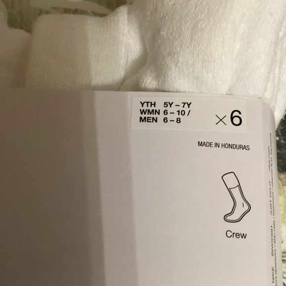 Nike Women’s Everyday Performance Plus Crew Socks Pack 6 Pairs DRI-FIT SZ 6-10 - Picture 2 of 4